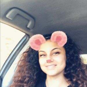 Meet your Posher, Briana